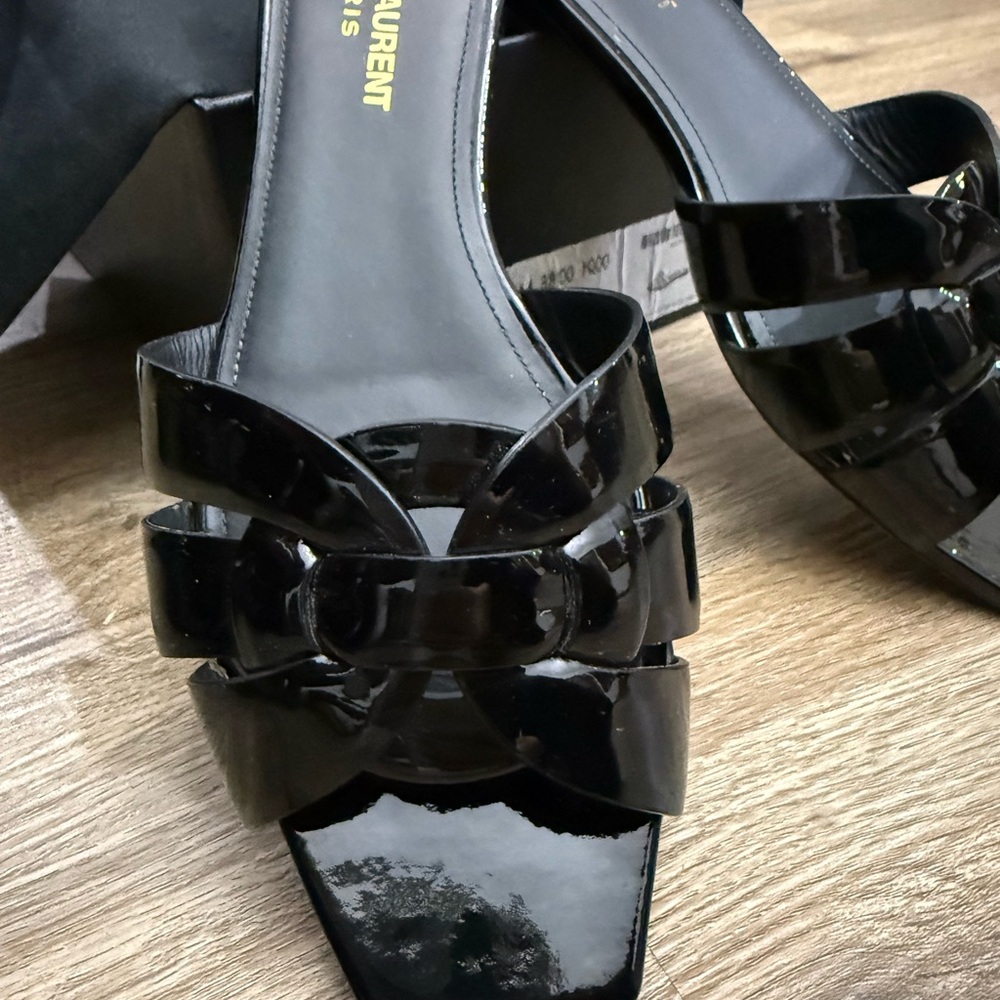 Saint Laurent Black Patent Sandals